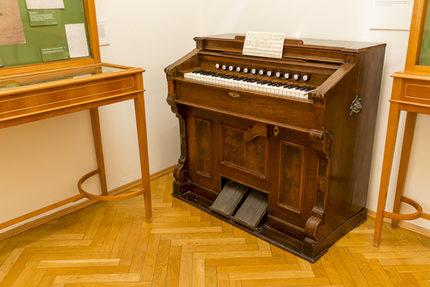 Wilhelm Wieck Harmonium